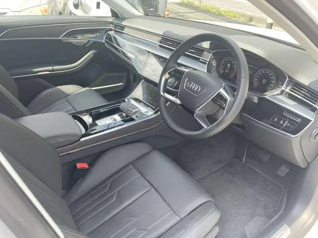 Audi A8 55TFSI QUATTRO 2022 — миниатюра 4