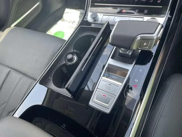 Audi A8 55TFSI QUATTRO 2022 — миниатюра 5