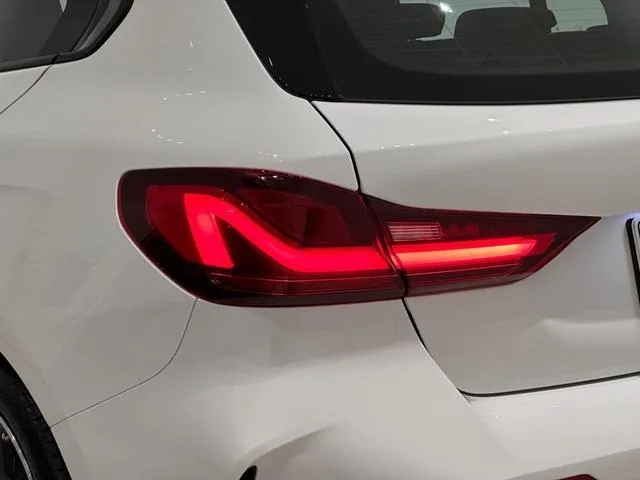 BMW 1 Series 118I M SPORT 2024 — миниатюра 3