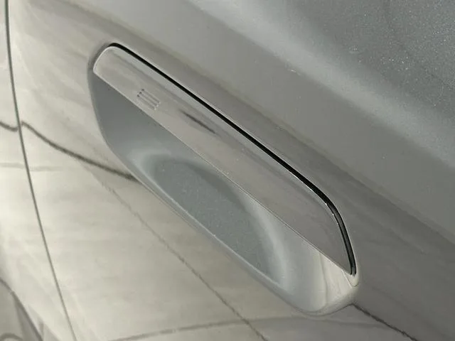 BMW M2 BASE GRADE HI-LINE PACKAGE 2024 — миниатюра 4