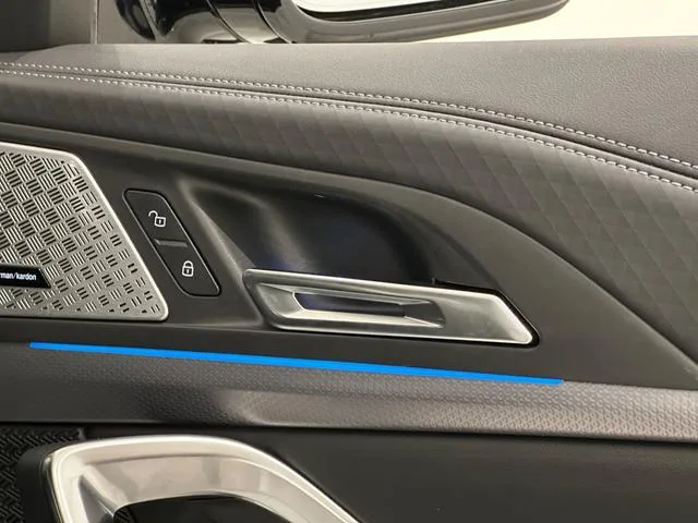 BMW iX2 X DRIVE 30 M SPORT HI-LINE PACKAGE 2024 — миниатюра 4