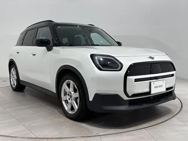 MINI MINI COUNTRYMAN E CLASSIC TRIM 2024 — миниатюра 3