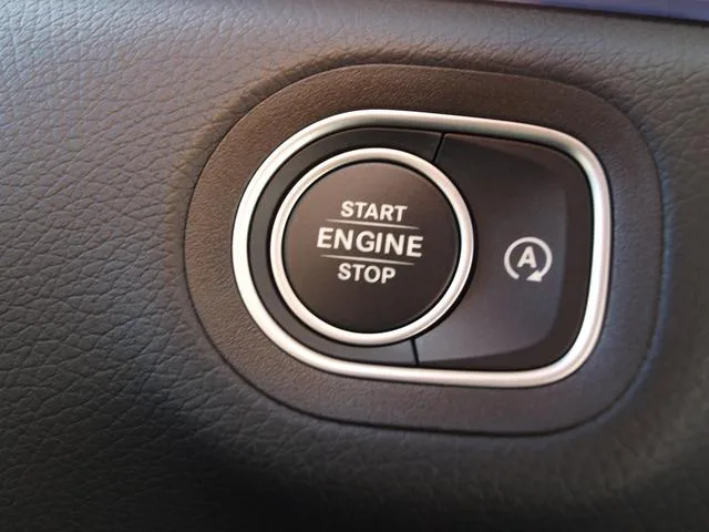 Mercedes-Benz GLE GLE300D 4MATIC AMG LINE PACKAGE 2025 — миниатюра 3