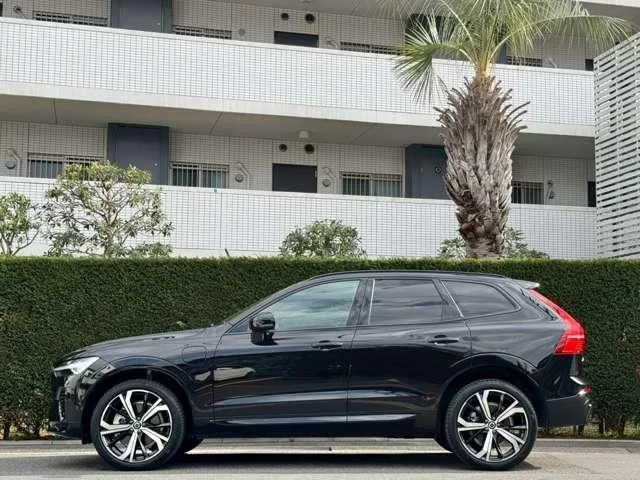 Volvo XC60 RECHARGE ULTIMATE T6 AWD PLUGIN HYBRID 2024 — миниатюра 2
