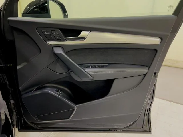 Audi Q5 SPORTBACK S LINE DYNAMIC EDITION 2025 — миниатюра 4