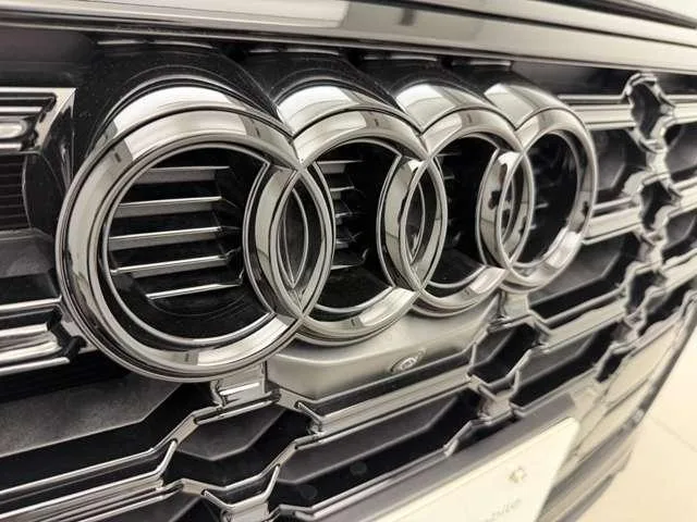 Audi SQ5 SPORTBACK BASE GRADE 2025 — миниатюра 4