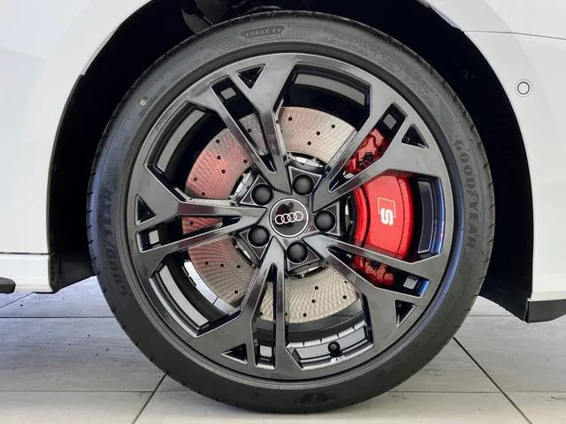 Audi S3 SEDAN BASE GRADE 2026 — миниатюра 3