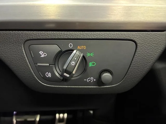 Audi Q5 SPORTBACK 40TDI QUATTRO S LINE 2025 — миниатюра 4
