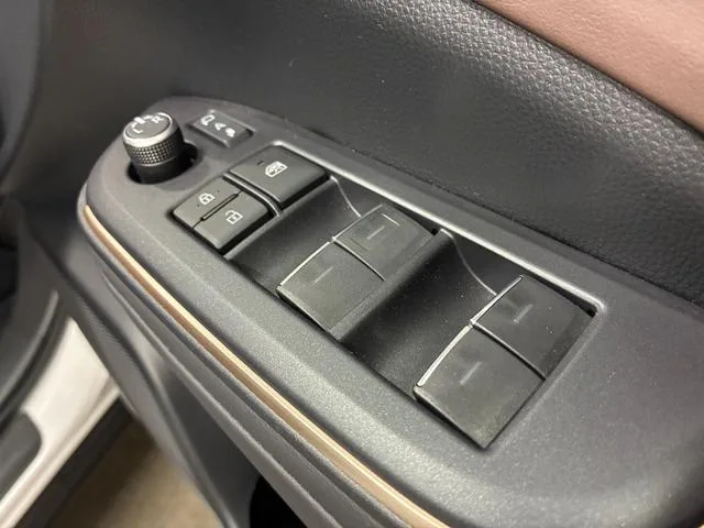 Toyota CROWN CROSSOVER G ADVANCED LEATHER PACKAGE 2023 — миниатюра 3