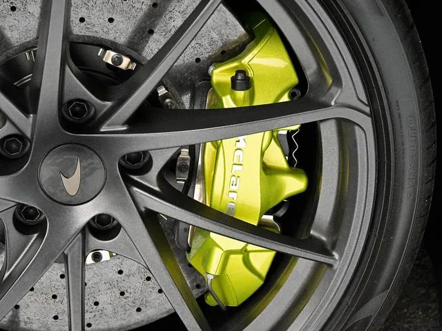 McLaren 750S BASE GRADE 2025 — миниатюра 4