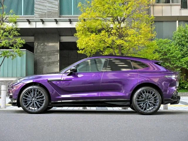 Aston Martin DBX 707 2024 — миниатюра 2