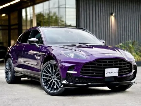 Aston Martin DBX 2024 купить в Москве