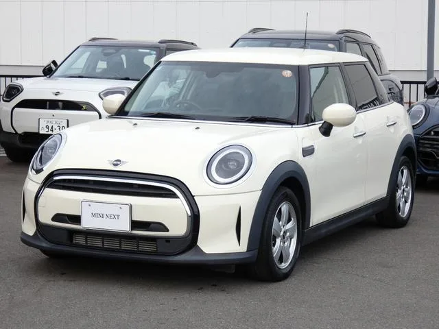 MINI MINI ONE CLASSIC TRIM 2022 — фото 1, купить с доставкой в Москву