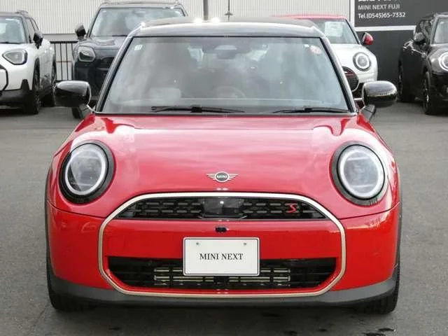MINI MINI COOPER S FAVOURED TRIM 2025 — миниатюра 4