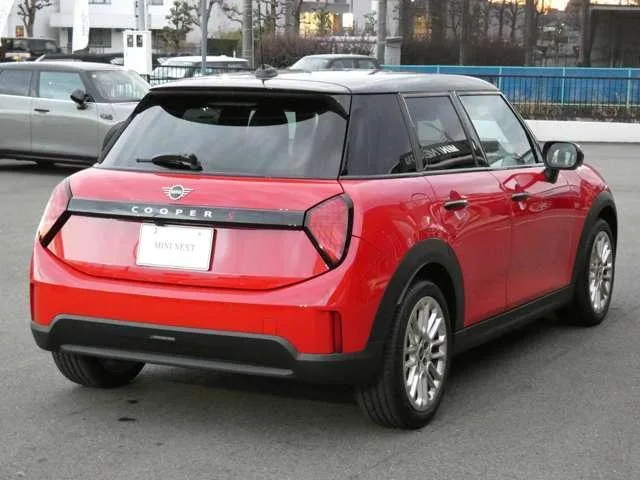 MINI MINI COOPER S FAVOURED TRIM 2025 — миниатюра 5