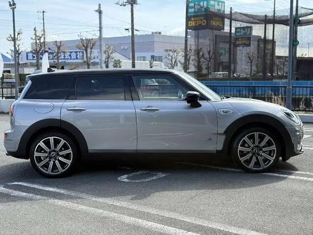 MINI MINI COOPER S CLUBMAN ALL4 PREMIUM PLUS PACKAGE CLASSIC TRIM 2024 — миниатюра 5