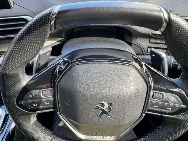 Peugeot 3008 GT HYBRID4 2023 — миниатюра 4