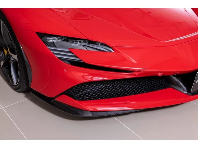 Ferrari SF90 SPIDER BASE GRADE 2024 — миниатюра 4