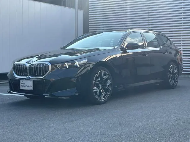 BMW 5 SERIES 523D X DRIVE TOURING M-SPORT 2025 — миниатюра 3