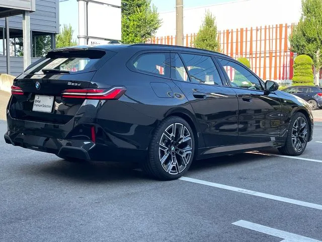 BMW 5 SERIES 523D X DRIVE TOURING M-SPORT 2025 — миниатюра 4