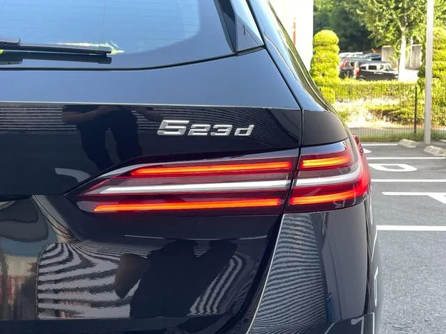 BMW 5 SERIES 523D X DRIVE TOURING M-SPORT 2025 — миниатюра 5