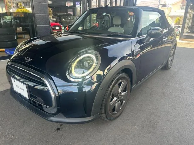 MINI MINI COOPER CONVERTIBLE CLASSIC TRIM 2023 — фото 1, купить с доставкой в Москву