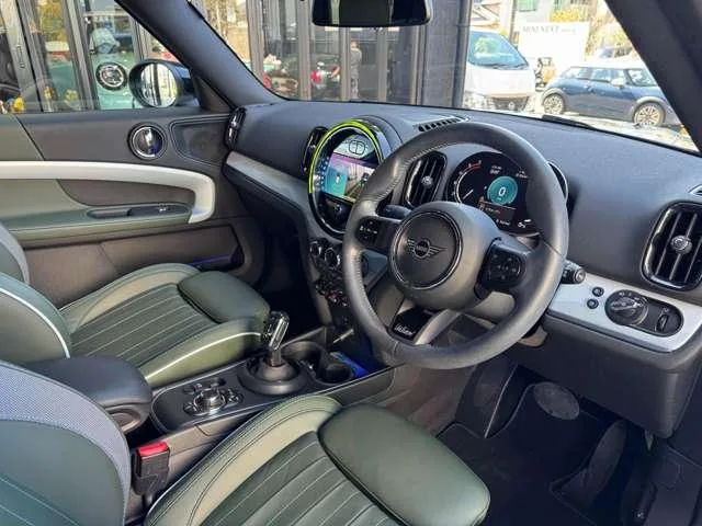 MINI MINI COOPER D CROSSOVER UNTAMED EDITION 2022 — миниатюра 3