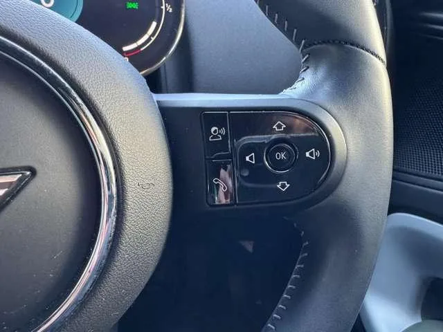 MINI MINI COOPER D CROSSOVER UNTAMED EDITION 2022 — миниатюра 4