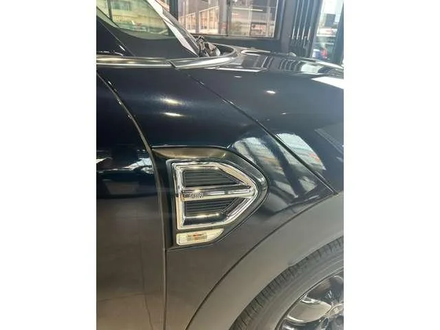 MINI MINI COOPER D CROSSOVER CLASSIC TRIM 2022 — миниатюра 4