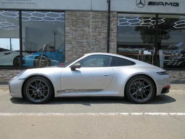 Porsche 911 911 CARRERA T 2024 — миниатюра 2