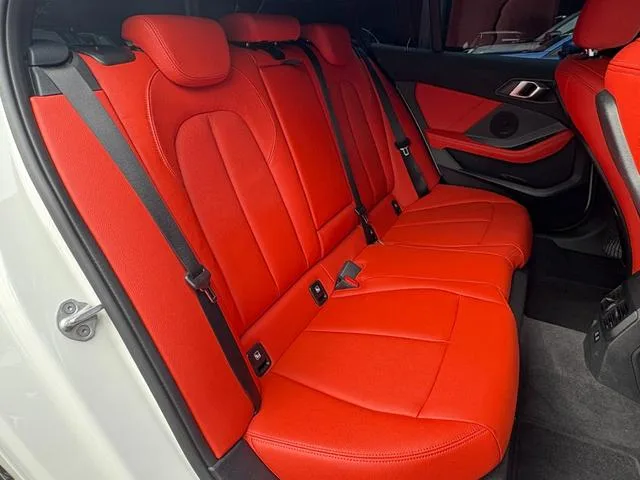 BMW 1 Series 118D M SPORT 2023 — миниатюра 5