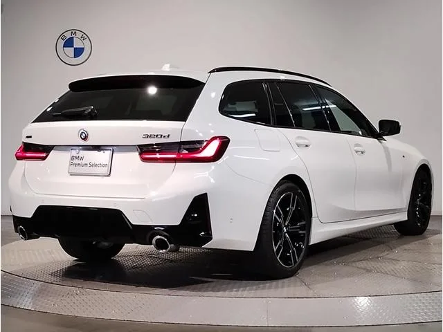 BMW 3 Series 320D X DRIVE TOURING M-SPORT 2023 — миниатюра 4