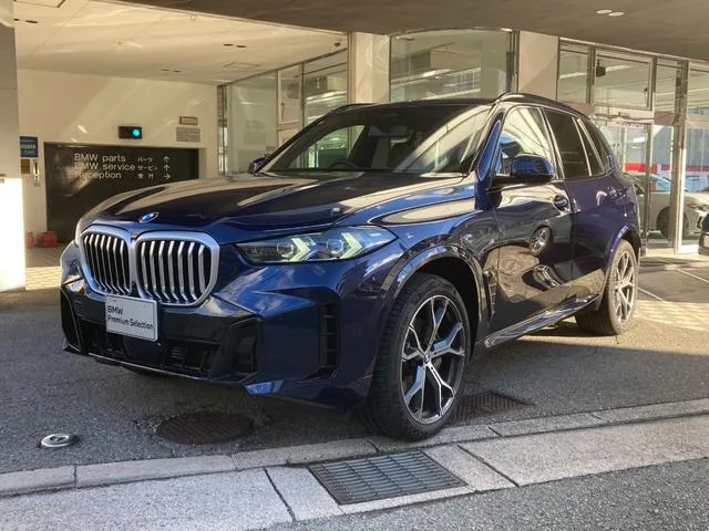 BMW X5 X DRIVE 40D M-SPORT 2025 — фото 1, купить с доставкой в Москву