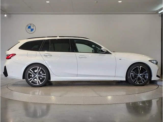 BMW 3 Series 320i TOURING M SPORT 2023 — миниатюра 3