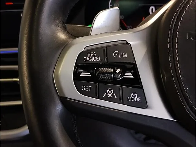 BMW X7 X DRIVE 40D M SPORT 2022 — миниатюра 4
