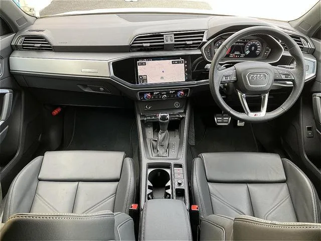 Audi Q3 SPORTBACK 35 TFSI S LINE 2024 — миниатюра 2