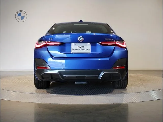 BMW i4 E DRIVE 35 M SPORT 2023 — миниатюра 2