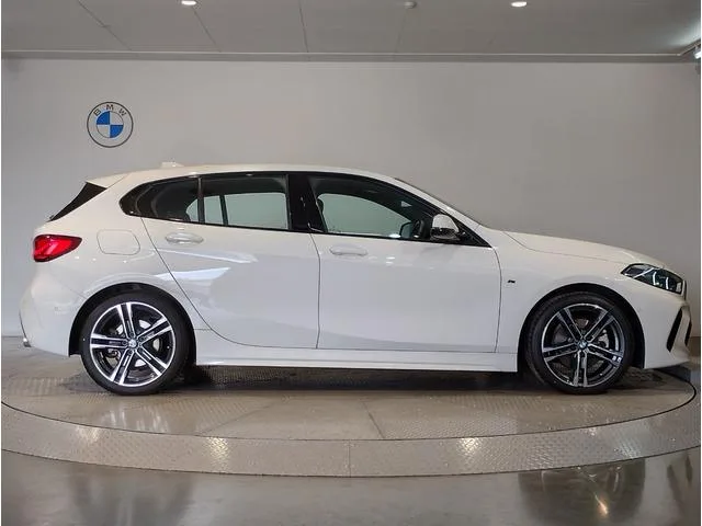 BMW 1 Series 118D M SPORT 2024 — миниатюра 3