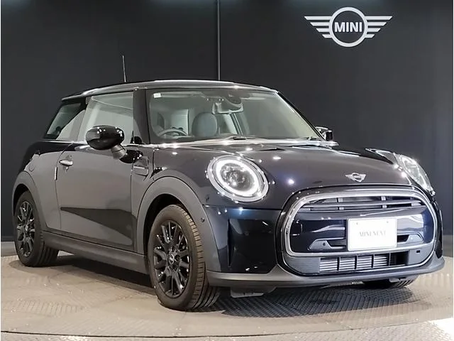 MINI MINI COOPER PREMIUM PLUS PACKAGE CLASSIC TRIM 2023 — миниатюра 4