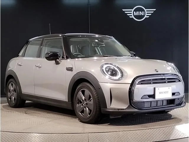 MINI MINI COOPER D PREMIUM PLUS PACKAGE CLASSIC TRIM 2023 — миниатюра 2