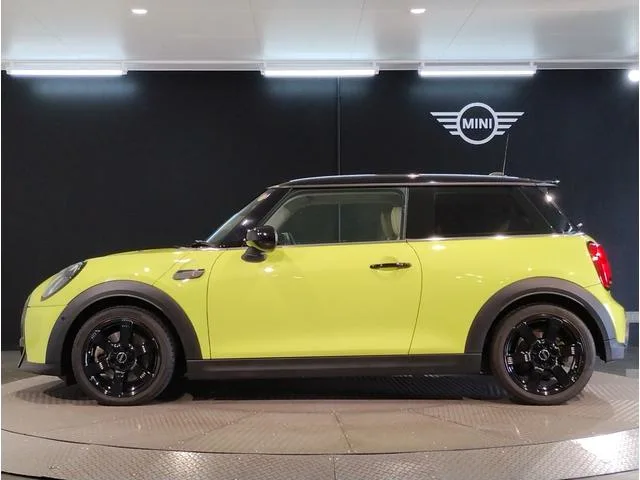 MINI MINI COOPER S PREMIUM PLUS PACKAGE CLASSIC TRIM 2023 — миниатюра 2