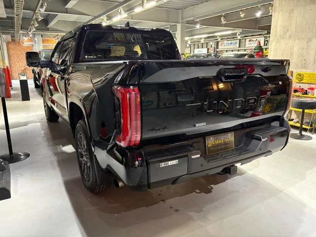 America Toyota TUNDRA CREWMAX 2023 — миниатюра 2