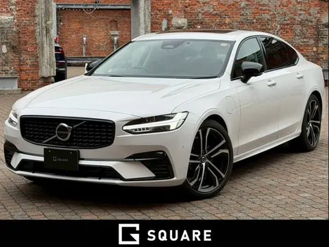 Volvo S90 2023 купить в Москве