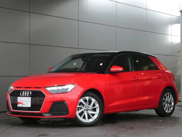 Audi A1 SPORTBACK 25 TFSI ADVANCED 2023 — фото 1, купить с доставкой в Москву