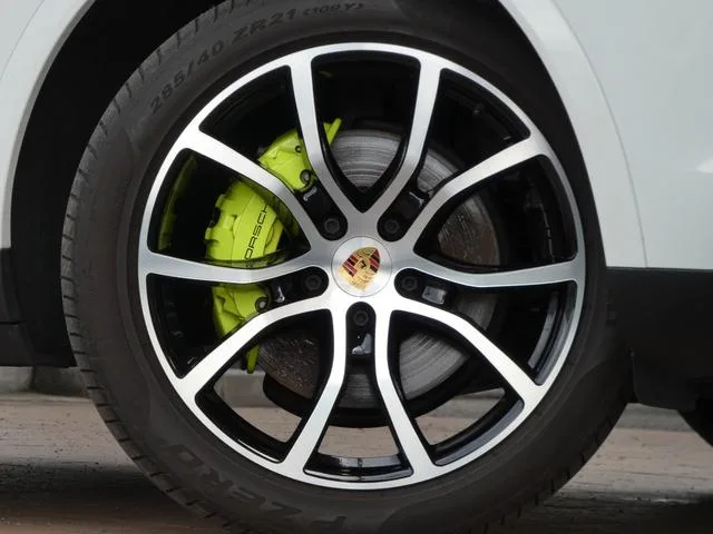 Porsche Cayenne E-HYBRID PLATINUM EDITION 2022 — миниатюра 4