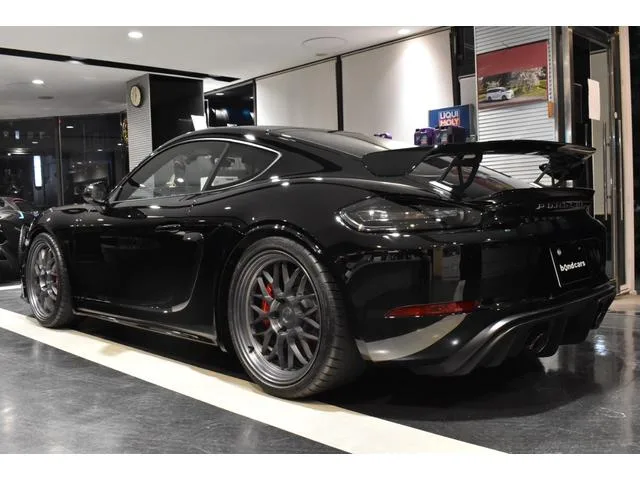 Porsche 718 CAYMAN 718 CAYMAN GT4 2023 — миниатюра 2