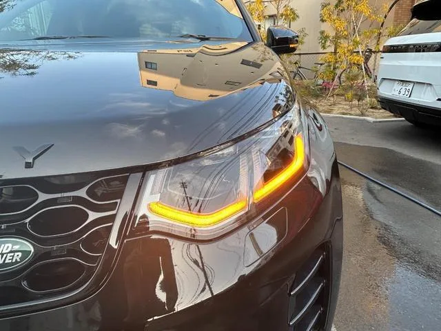 Land Rover Discovery Sport DYNAMIC SE P250 2024 — миниатюра 3