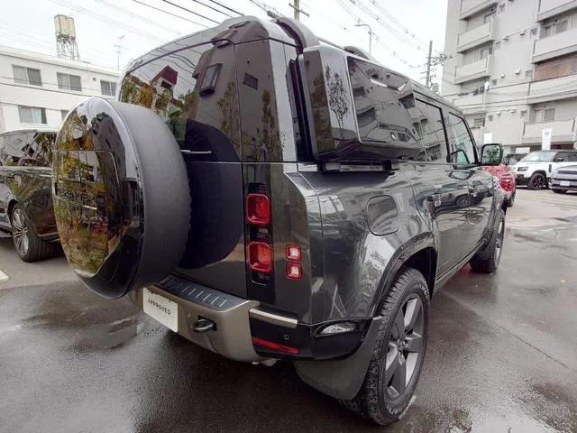 Land Rover DEFENDER 110X-DYNAMIC SE P300 2025 — миниатюра 4
