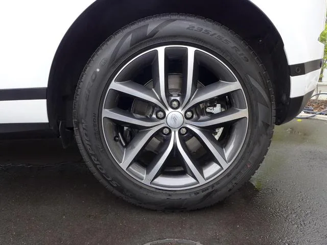 Land Rover Range Rover Evoque S P300E 2025 — миниатюра 5