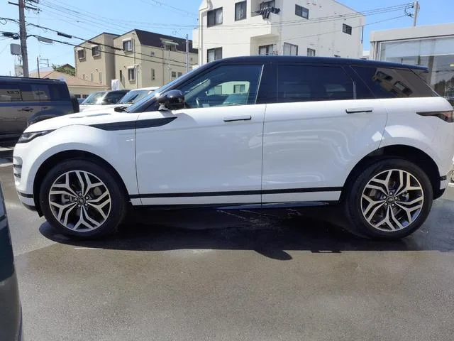 Land Rover Range Rover Evoque R-DYNAMIC S P250 2023 — миниатюра 4